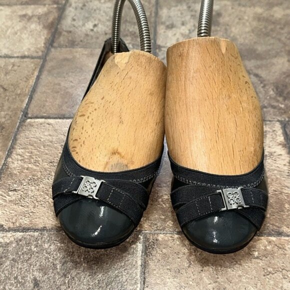 Coach Size 6 - Picture 3 of 7